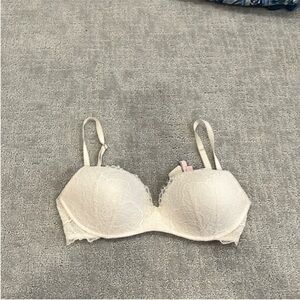GUC VS 34DD white lace wireless padded bra